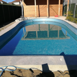 Assemblez votre piscine en un rien de temps avec un kit complet et facile à utiliser Valentigney